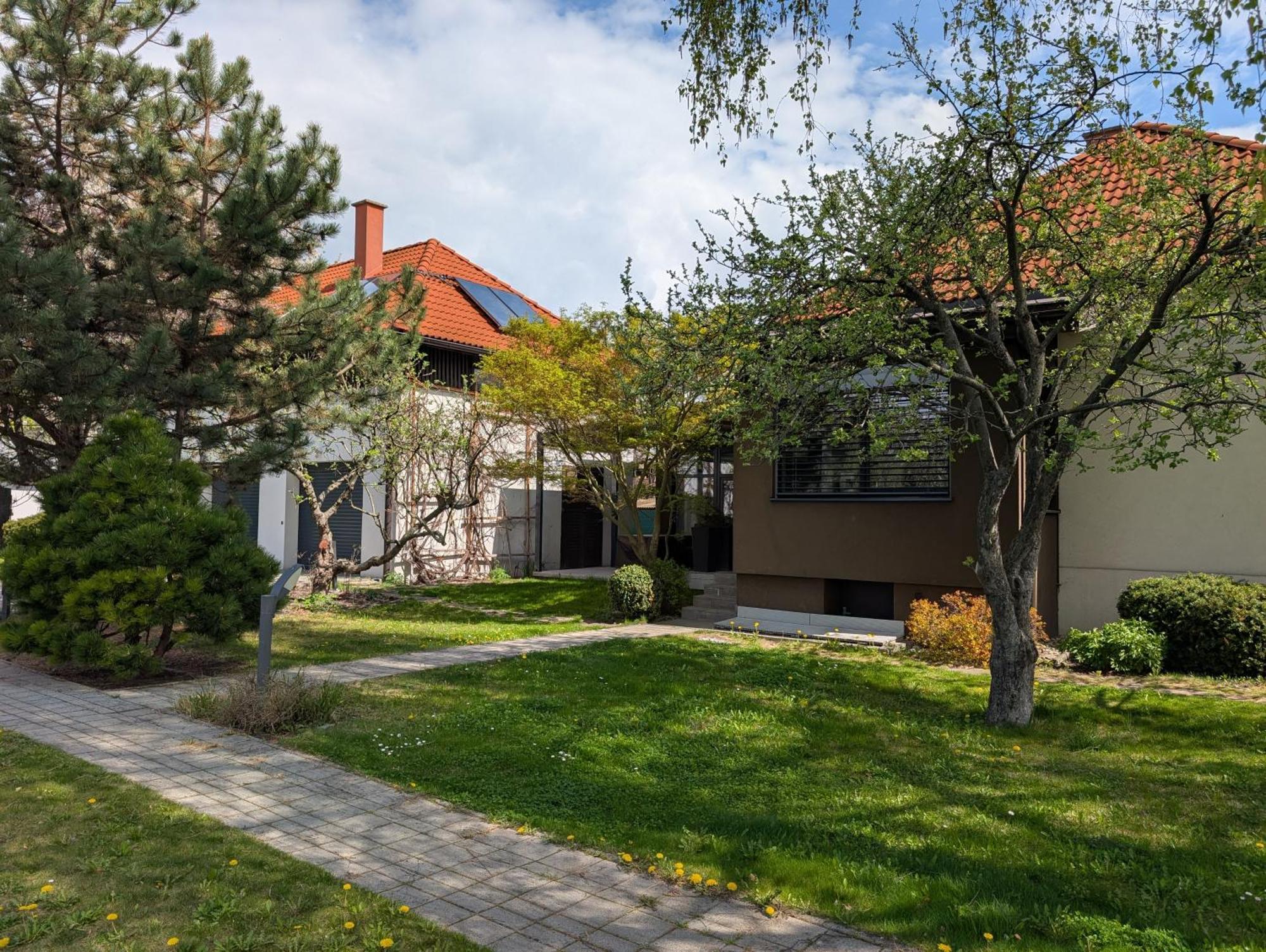 Villa Andrej ลิฟตอฟสกีมิคูลาช ภายนอก รูปภาพ